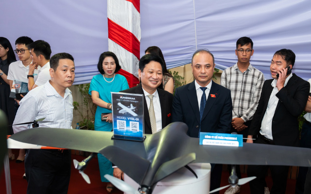 Loạt máy bay không người lái Make In Vietnam xuất hiện tại triển lãm
