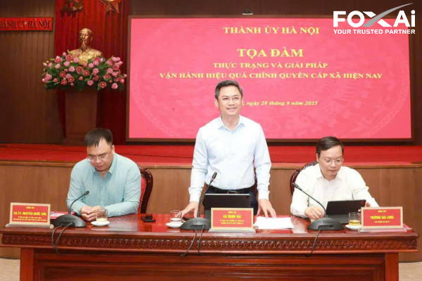 Trưởng ban tổ chức Thành ủy Hà Minh Hải phát biểu khai giảng