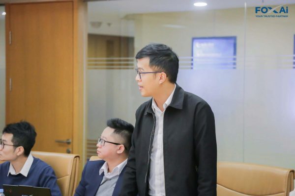 Ông Nguyễn Mạnh Toàn - Giám đốc Trung tâm Sản xuất của Công ty Cổ phần Công nghệ FOXAi phát biểu tại buổi Kickoff dự án